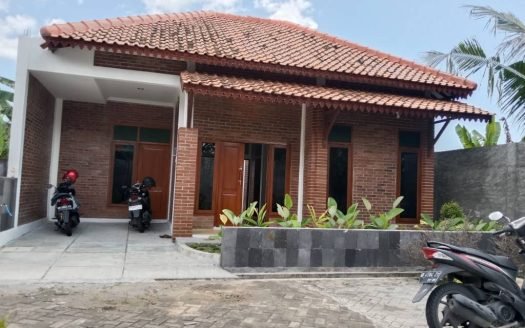 Rumah Etnik Jawa dekat Pasar Godean