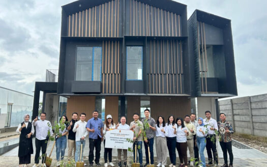 District East, District East Karawang, penanaman pohon, csr triniti land, triniti land, keberlanjutan, berkelanjutan, Transformasi Keberlanjutan, sustainability transformation, sustainability