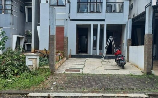 Dijual Rumah di Legenda Wisata Cibubur