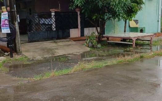 Dijual cepat rumah Hook SHM harga dibawah pasaran jalan utama