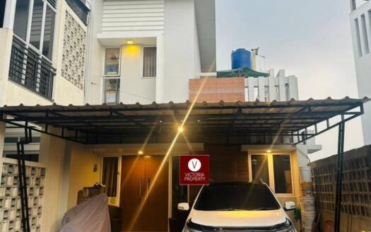 Dijual Cepat rumah mewah 3 lantai di Mega cinere Depok