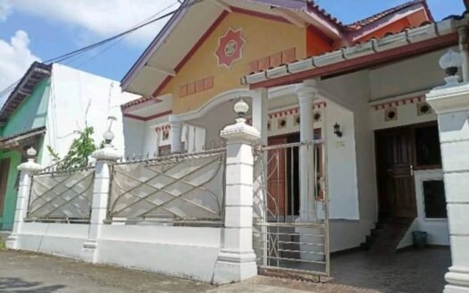 Jual Rumah di Maguwoharjo Kabupaten Sleman Yogyakarta (berada didalam Ring-Road) Jl. Onggomertan Nayan Maguwoharjo Depok Sleman Yogyakarta