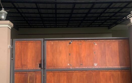 Dijual Cepat Rumah Bagus, Nyaman dan Strategis 2 Lantai di Joglo, Kembangan, Jakbar