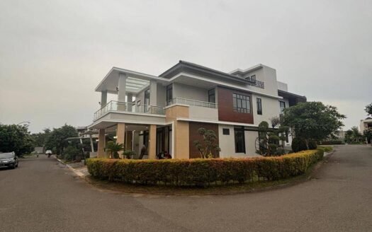 Dijual rumah hook Kota Wisata