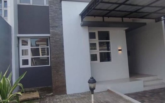 Dijual cepat rumah Legenda Wisata Cibubur Siap Huni