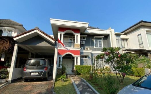 Dijual rumah Kota Wisata Cibubur