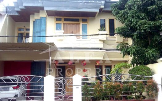 Jual Cepat Rumah 2Lantai WR Supratman Pusat Kota Pontianak