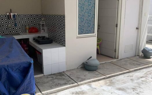 Satu Unit Rumah di Samata Harapan Indah Bekasi