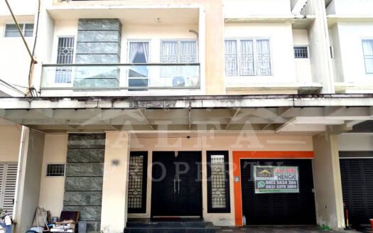 Jual Rumah Mewah Strategis Siap Huni Jalan Surya  Pontianak