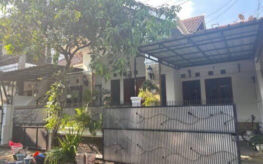 Clone: Jarang ada dijual Rumah murah Komplek Kiara sari Asri cipagalo buahbatu Bandung