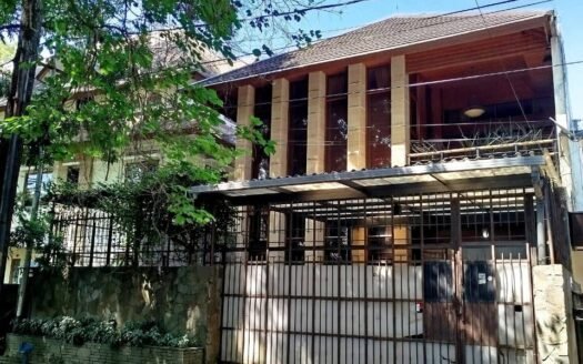 TURUN HARGA*  *JARANG ADA RUMAH TINGGAL LOKASI PREMIUM TEUKU ANGKASA, COBLONG, KOTA BANDUNG