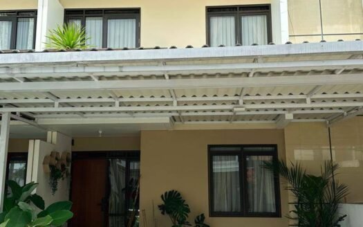 RUMAH EKSKLUSIF GATE AWAY PASTEUR CLUSTER EMERALD GUNUNG BATU BANDUNG UTARA