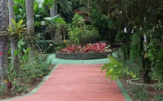 Dijual Tanah dan Bangunan di Jln. Inpres, Bojongkerta, Bogor Selatan