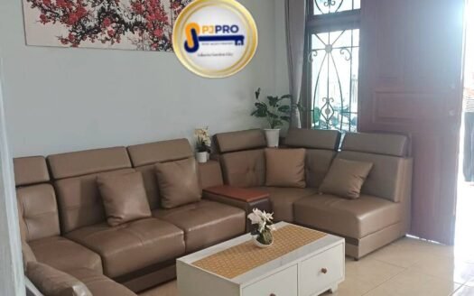 Dijual Rumah Posisi Hook Area Bebas Banjir di Taman Harapan Baru Bekasi