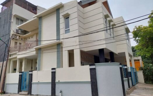 Jual cepat rumah hook dan strategis di Komplek HII Kelapa Gading Timur, Kelapa Gading, Jakarta Utara