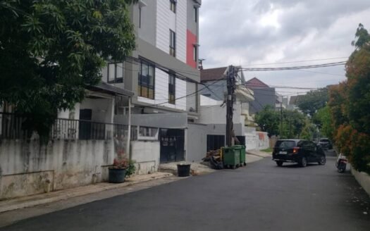 Dijual Rumah di Jl. Pluit Permai, Jakarta Utara