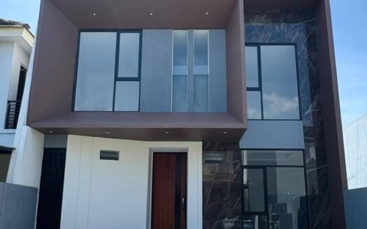 Ruamh New Gress WOODLAND Citraland, Surabaya Barat