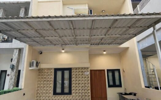 DIJUAL RUMAH FURNISHED DAN SIAP HUNI DI TOWNHOUSE – JAGAKARSA