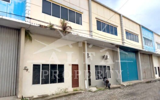 Jual Cepat! Gudang Strategis, Jalur Kontainer 40 Feet, Siap Pakai
