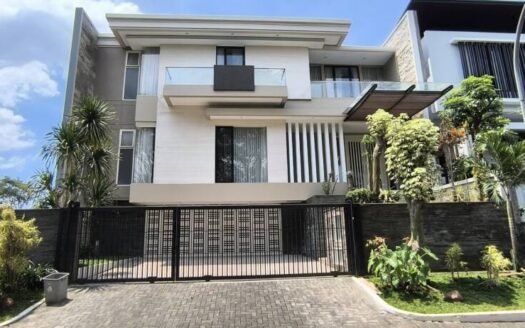 *JUAL /SEWA RUMAH SOMERSET, CITRALAND minimalis, fullfurnish*