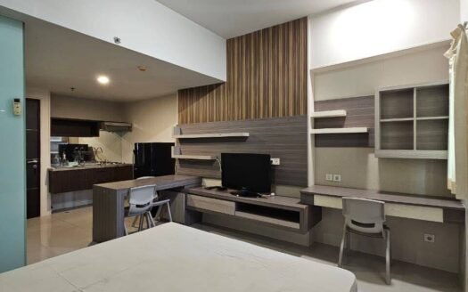 Dijual Apartemen THE SQUARE Lt 12 Surabaya dekat dengan Universitas Petra