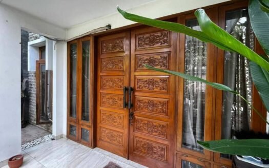 Dijual Rumah Asri Furnished di Harapan Indah Cluster Taman Heliconia Bekasi