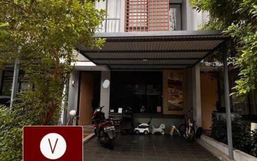 Dijual rumah minimalis furnish 2.5lantai di Legenda wisata cibubur