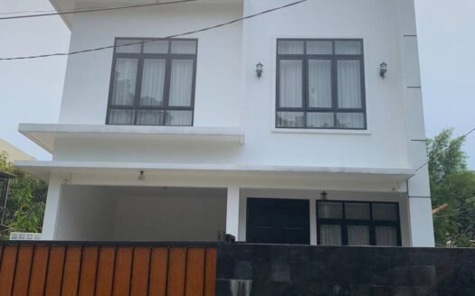 JUAL RUMAH LUAS NAN MEWAH DI CIBUBUR Harjamukti Cimanggis Depok