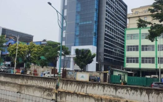 Dijual Gedung Cocok untuk Investasi di Mampang Prapatan