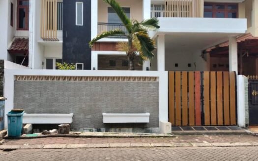 Dijual Rumah di Raffles Hills Cibubur