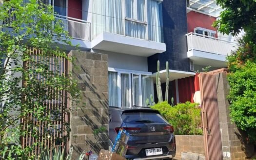 Dijual dan Sewa rumah Komplek Citra Gran