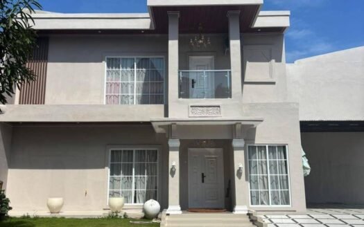 DiJual Rumah Mewah dgn kolam renang di Taman Kenari Cibubur Full Furnished