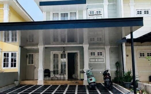 Dijual Cepat Rumah cantik dan siap huni di Kota Wisata Cibubur