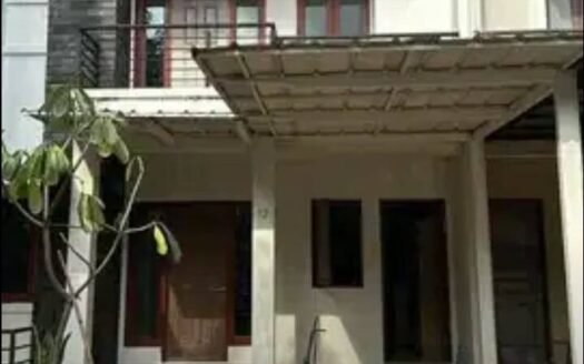 Di Jual Rumah Siap Huni Semi Furnished Raffles Hills Cibubur