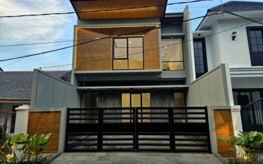 Dijual Rumah Minimalis Tropis Rungkut Asri Utara