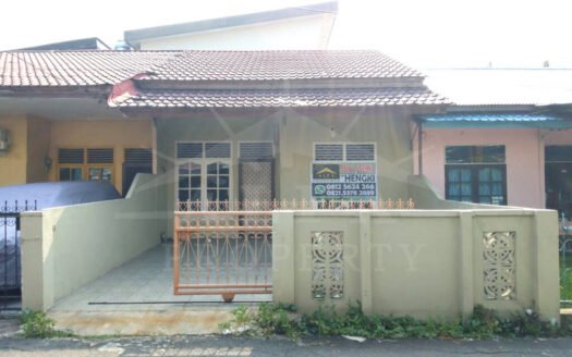 Peluang Usaha & Hunian! Rumah Murah Siap Huni Lokasi Jalan Ramai