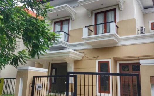 For Rent Rumah Graha Famili Blok N Cluster Favorit Dekat Roca Club House, Surabaya Barat