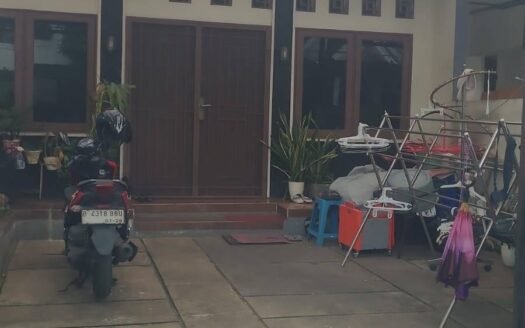 Dijual Rumah Di Graha Raya Cluster Cendana Loka, Tangerang Selatan