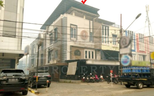 Jual Ruko Hook Posisi Jalan Raya Utama, Lalulintas Sangat Ramai