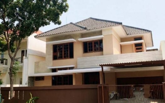 Sewa Rumah Graha Famili Blok B, Sangat Terawat