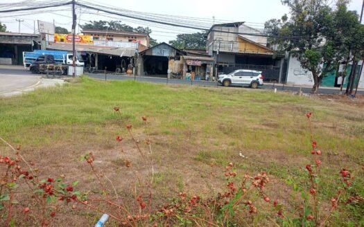Disewakan Tempat Usaha 100 M² Di Cikarang, Cocok F&b & Container
