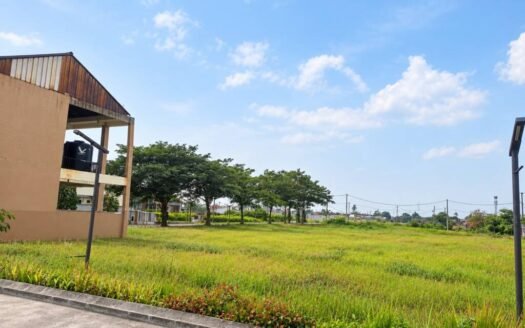 Lahan Usaha 388 M² Disewakan Di Cikarang, Cocok F&b & Commercial Space