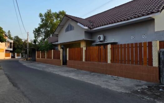 Rumah Mewah Dan Baru Dalam Ringroad Selatan (bu Banget)