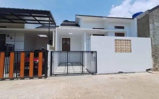 Rumah Cluster Siap Huni Sebelah Manglayang Regency Cinunuk Bandung Timur Bisa Kpr