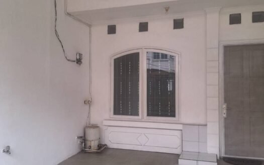 Rumah Rapi Terawat Siap Huni Di Daan Mogot Baru